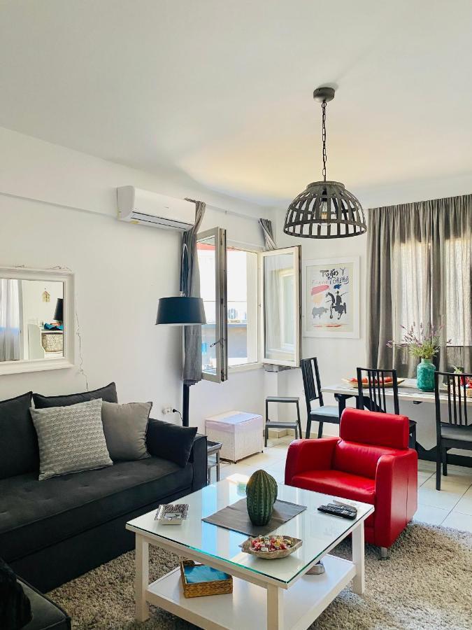 Gianna'S Apartment Central Aigio Cozy And Shining Ngoại thất bức ảnh