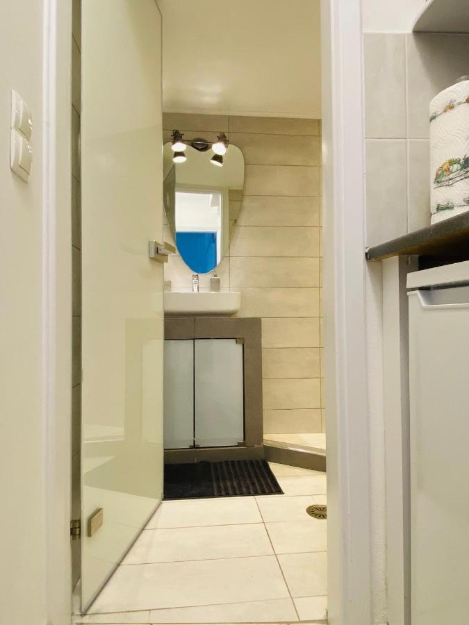 Gianna'S Apartment Central Aigio Cozy And Shining Ngoại thất bức ảnh