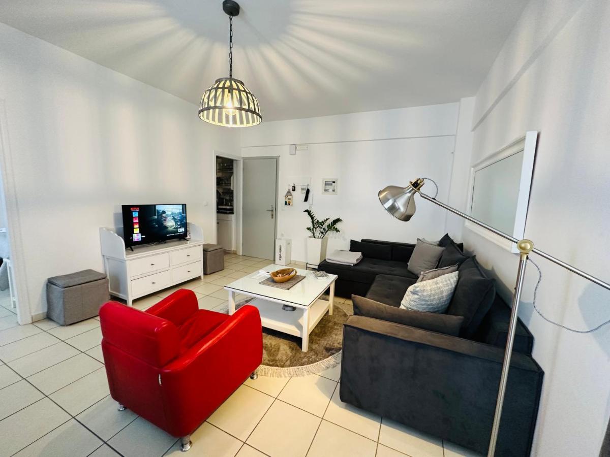 Gianna'S Apartment Central Aigio Cozy And Shining Ngoại thất bức ảnh